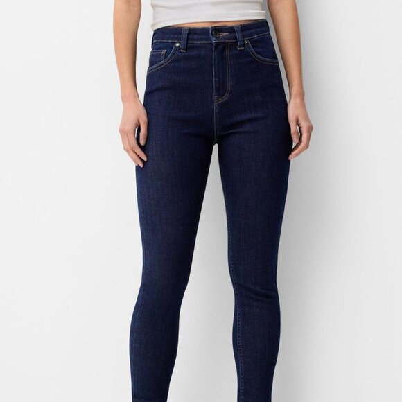 BERSHKA - TEEN - SUPER HIGH WAIST SKINNY JEANS - SIZE 2 - NWT - Picture 1 of 3